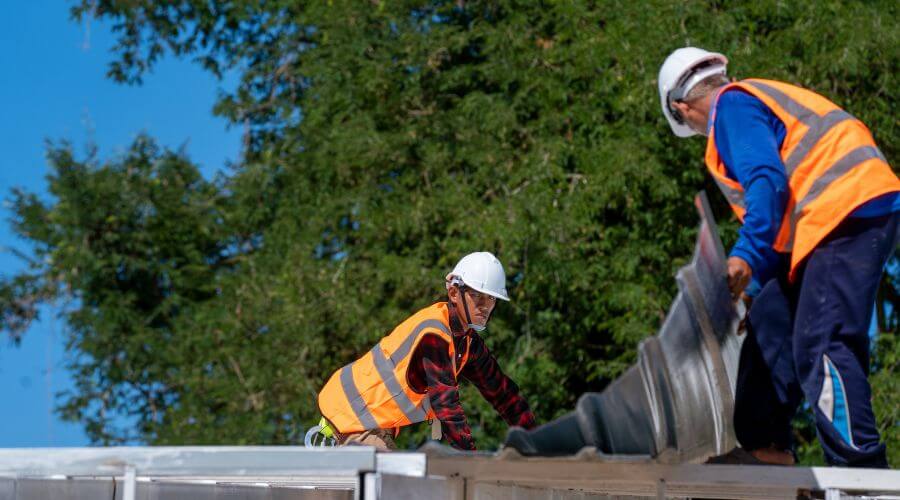 Professional metal roof installation in Fowler, IL